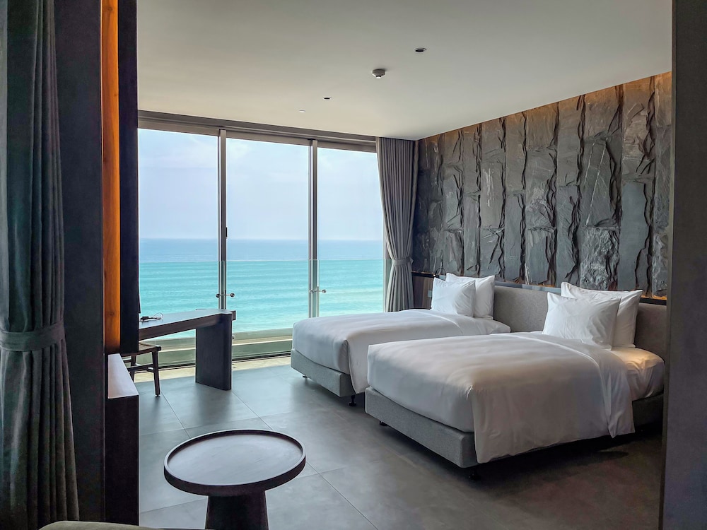 M Hotel Danang 7