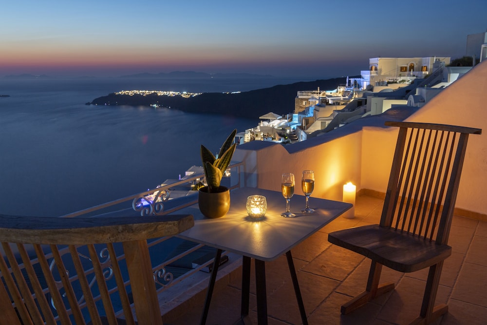 Hotel La Maltese Caldera Concept