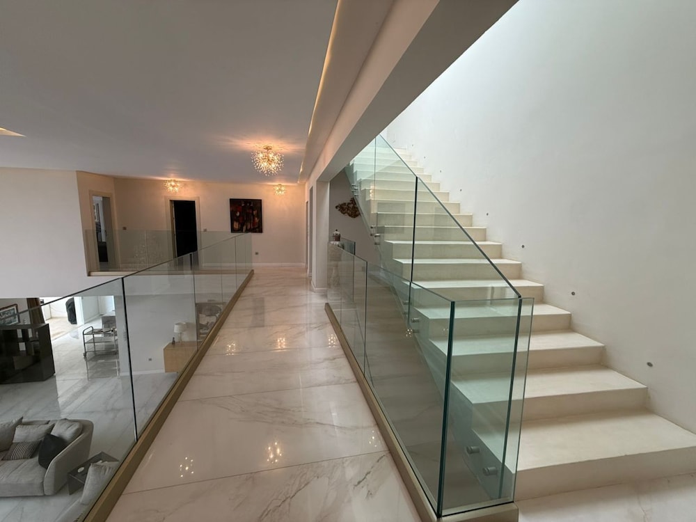 Villa Italia Somone Luxury Hotel