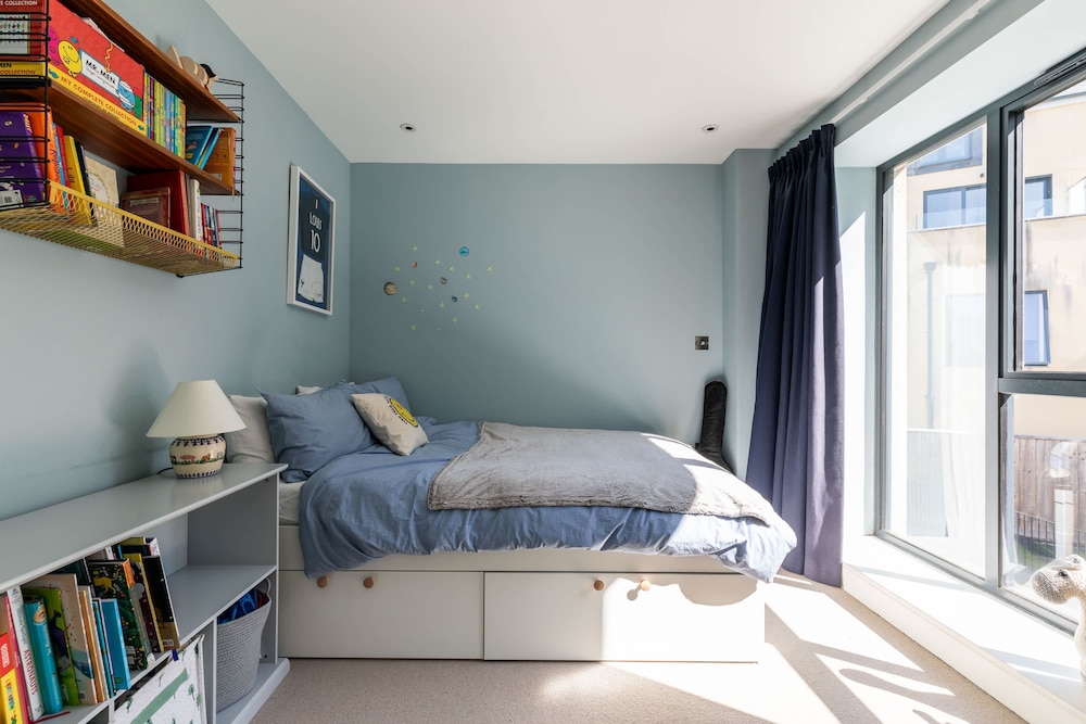 Stylish Family Home With Garden