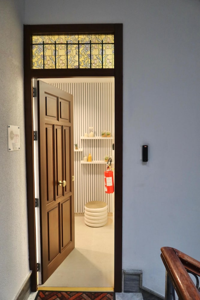 Suites Domus Fysi