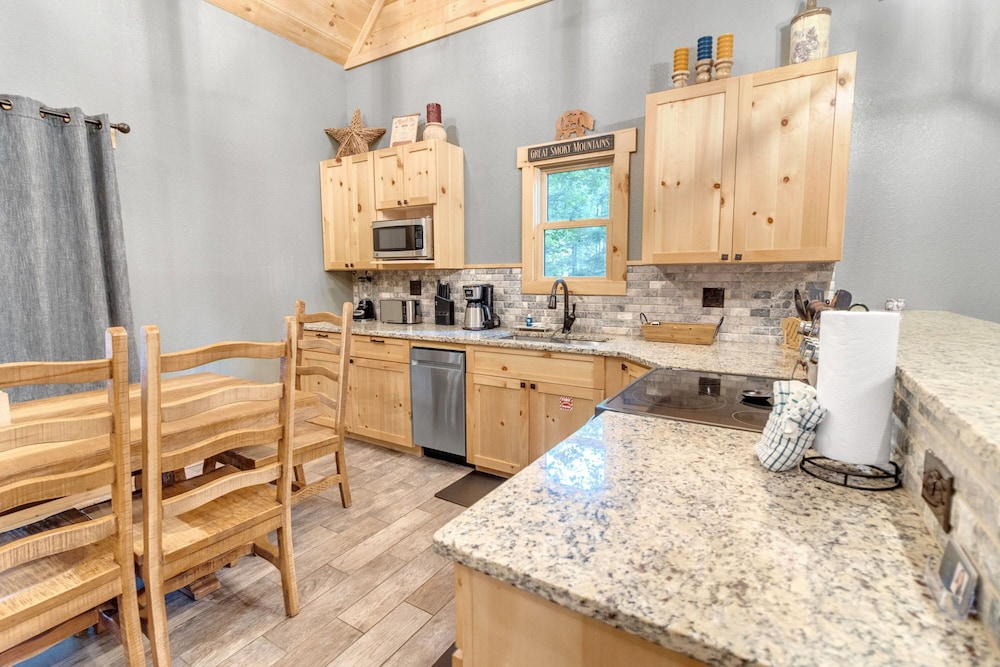 Pinewood Forest Walden's Creek Cabins