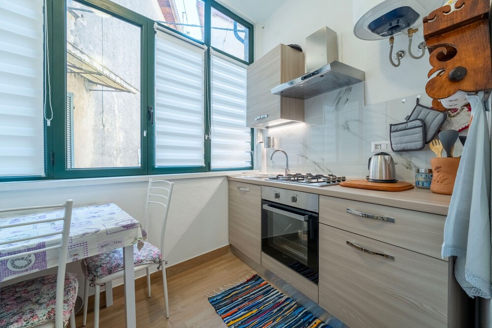 Limonta Lakeview Apartment by Wonderful Italy