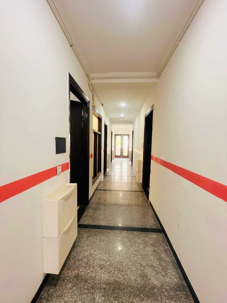 Opo Ministar Hotel