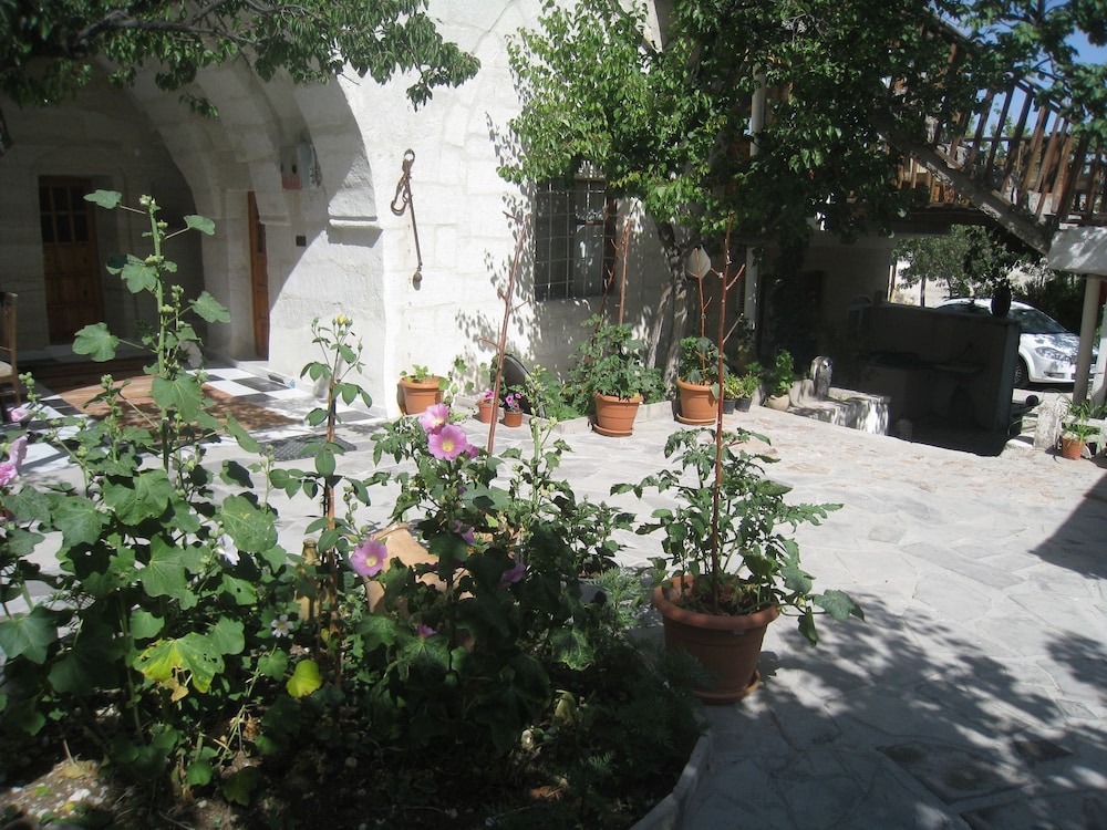 Ufuk Hotel Pension view 4