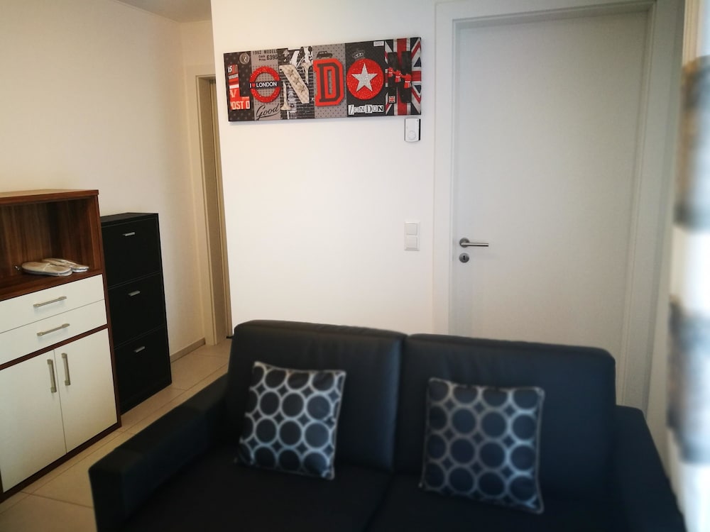SHS Suite Home Sweet Strassen II