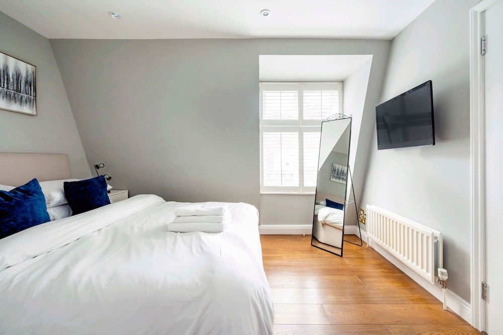 The Mayfair Marvel- by Out Of Office Lifestyle