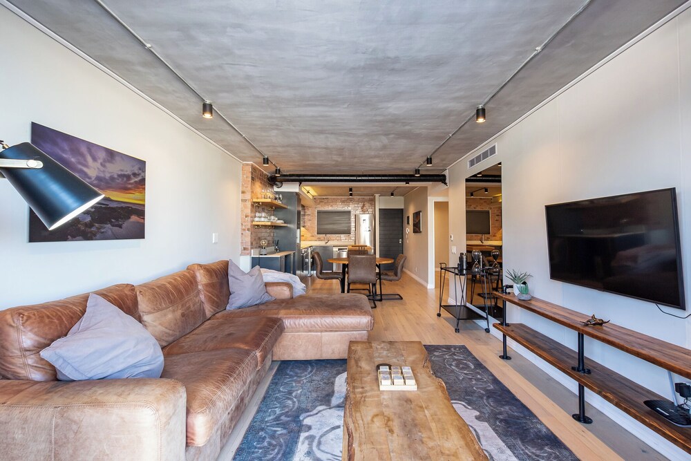 Docklands Deluxe Apartments by ITC Hospitality