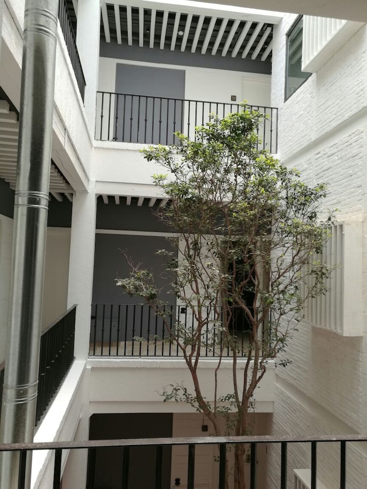 MyPlace Donceles