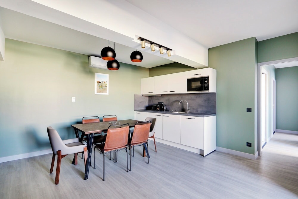 North Paris Suite