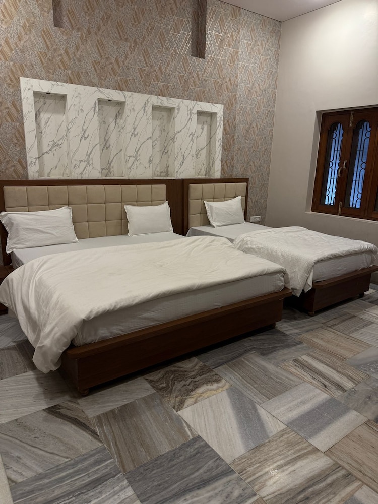 Char Dham Palace