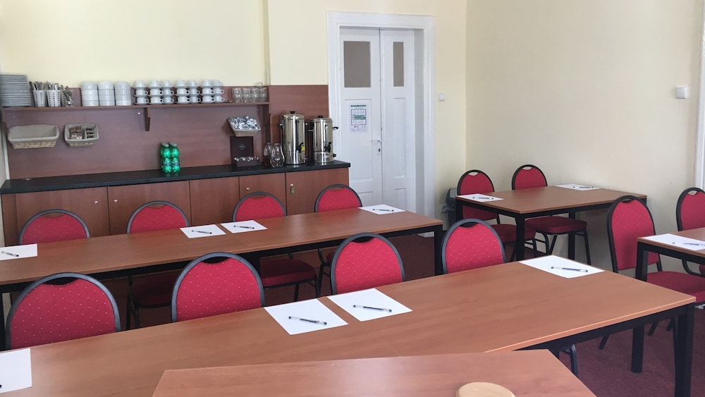 meeting & event spaces