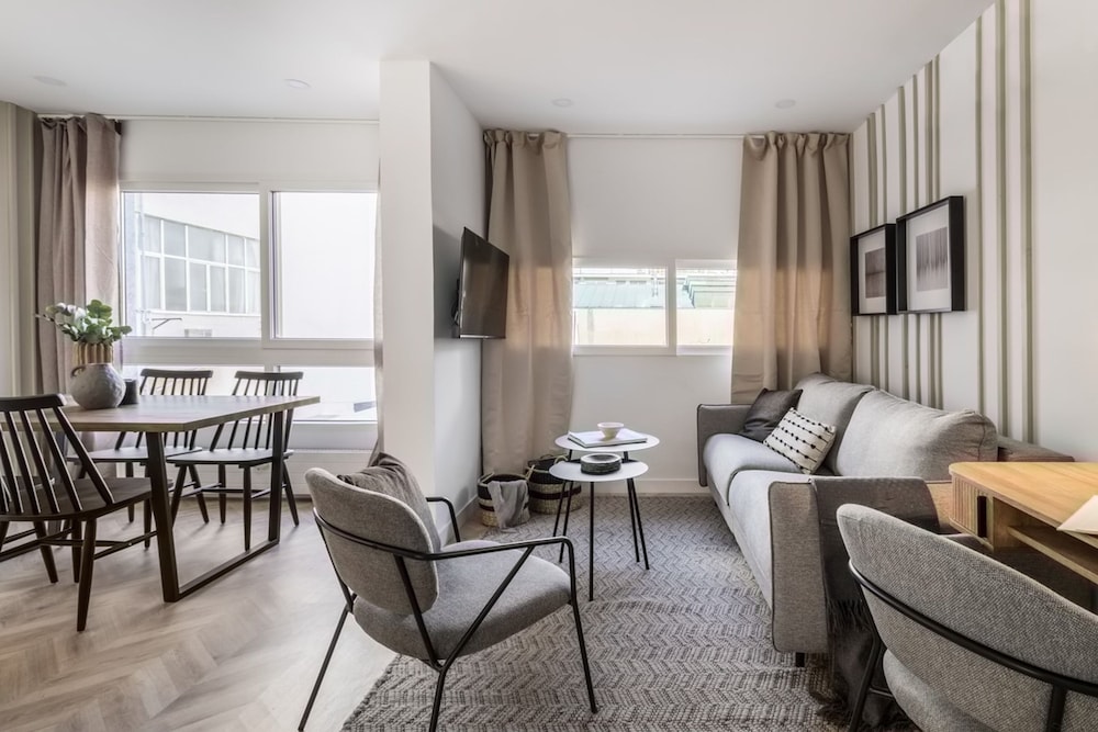 Abanico - 1 Bedroom and Pool in Chamber