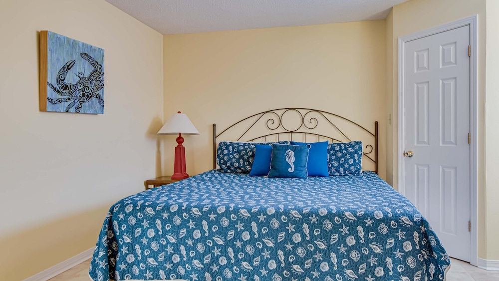 Triple Seas by Southern Vacation Rentals