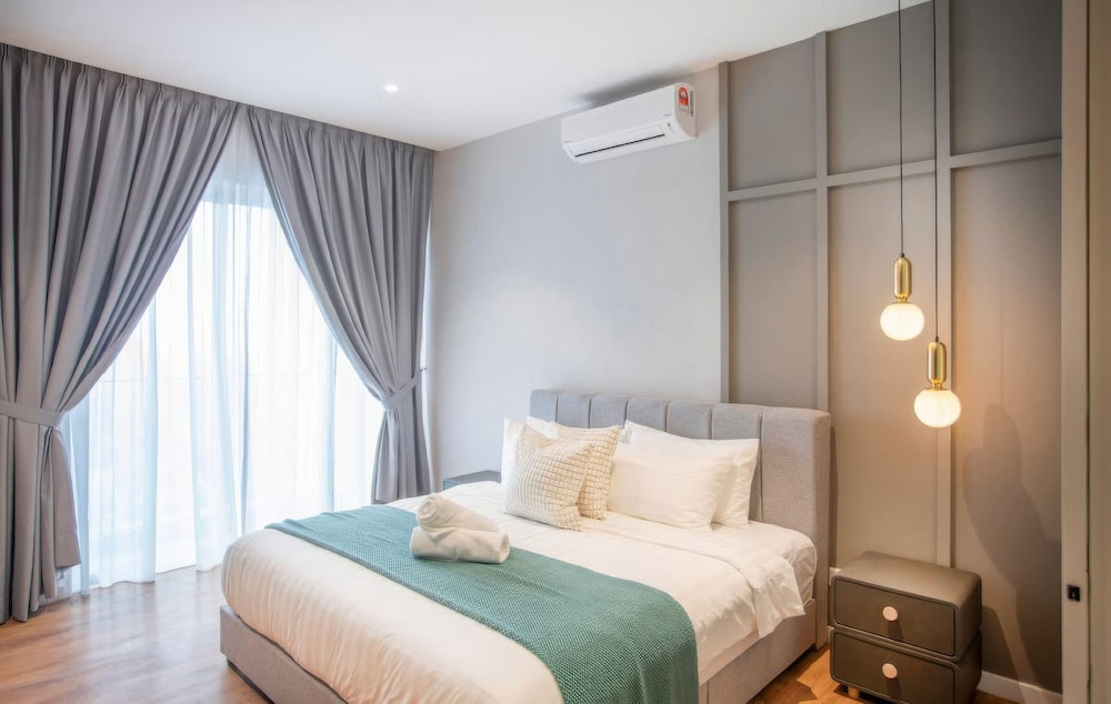 Platinum Quill Apartments Residences