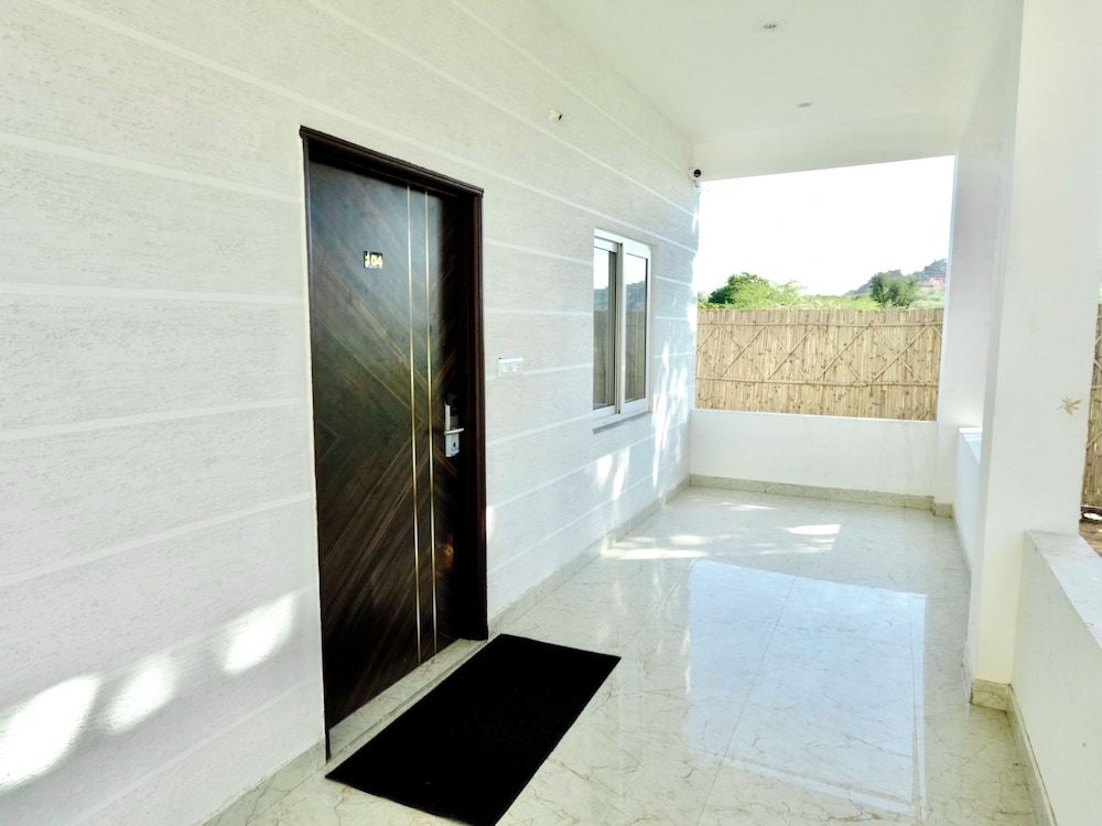 Radha Kunj Resort