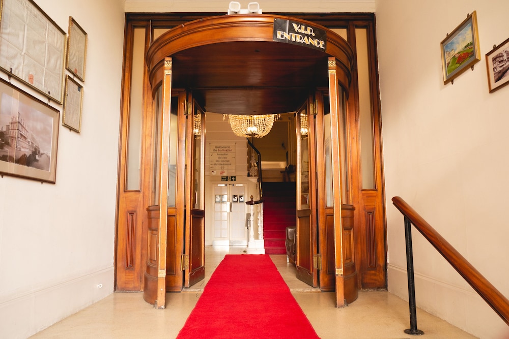 Worthing Vacations - The Burlington Hotel - Property Image 2
