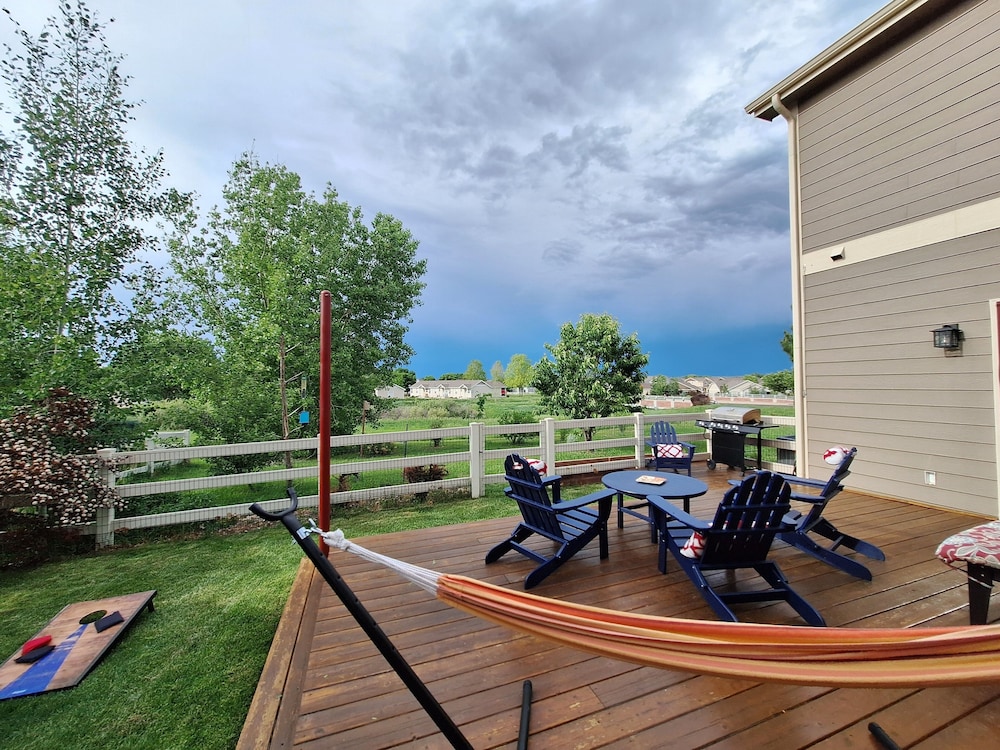 Rigden Retreat Garage, Dog Friendly, Near Trails