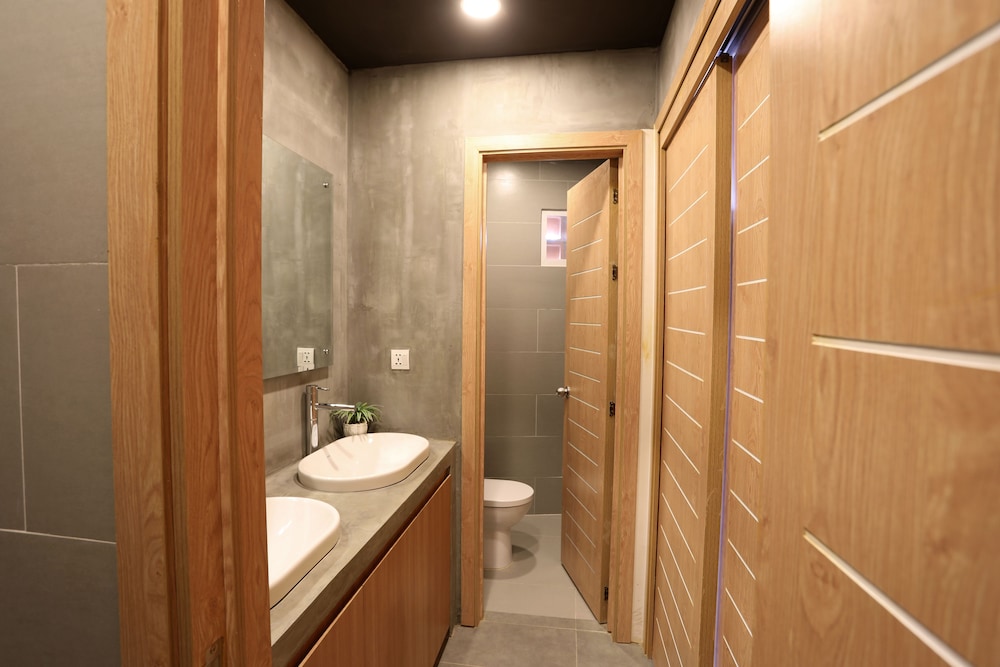 SKY HOTEL Central Phnom Penh - Rooms & Apartments