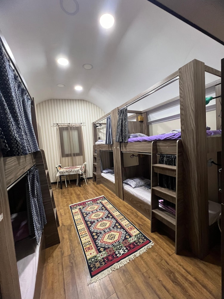 Salam Old Baku Hostel