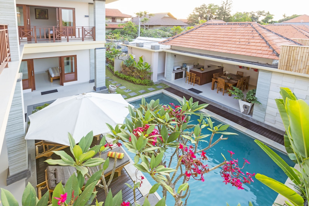Kubal Villa and Living Seminyak