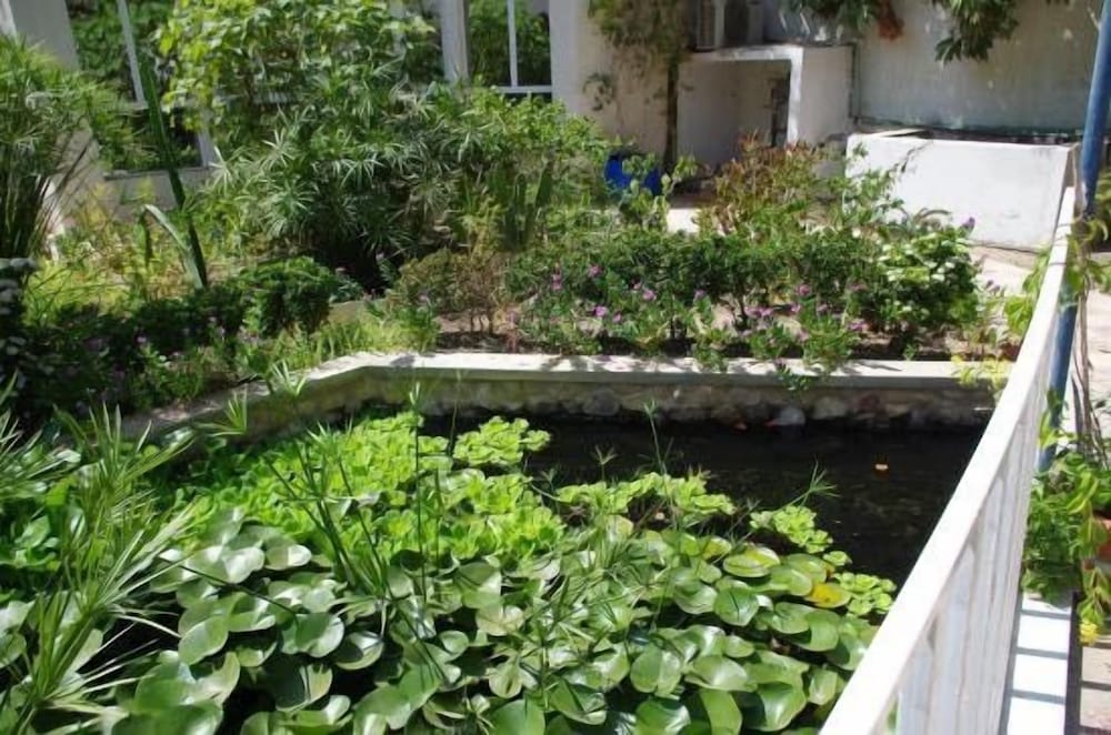 Garden Roomz Oman