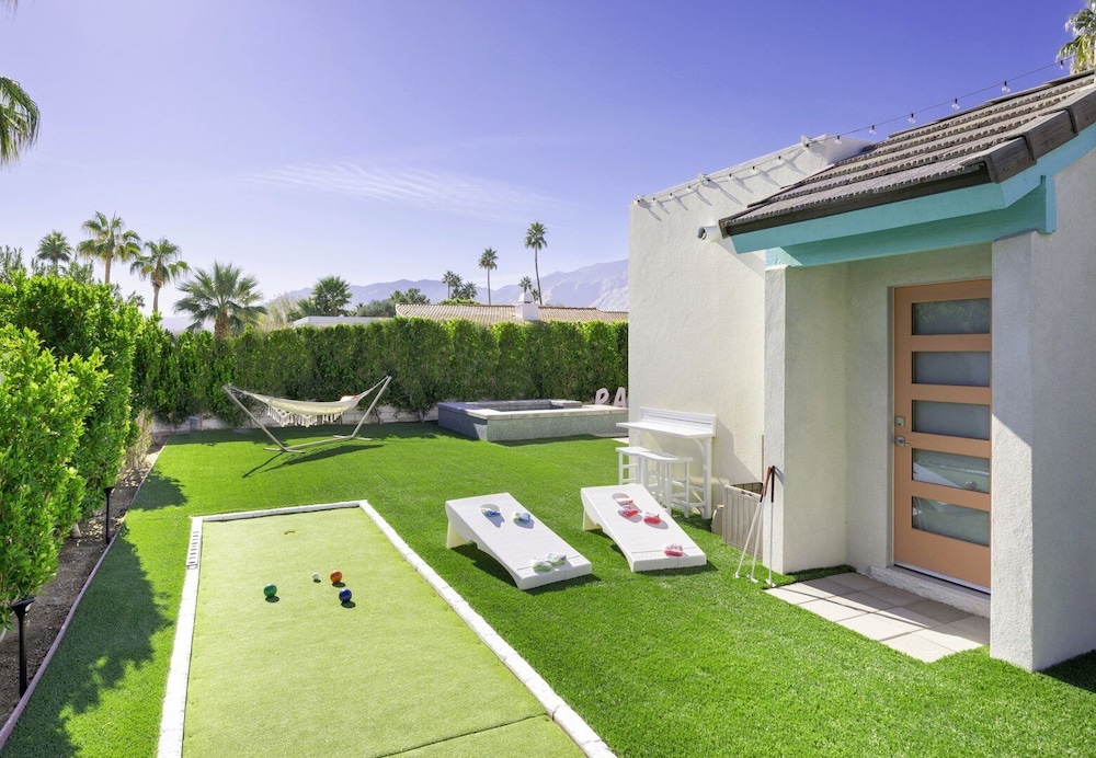 Caliente Oasis