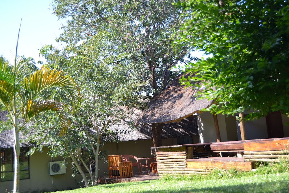 Chobe Sunset Chalets
