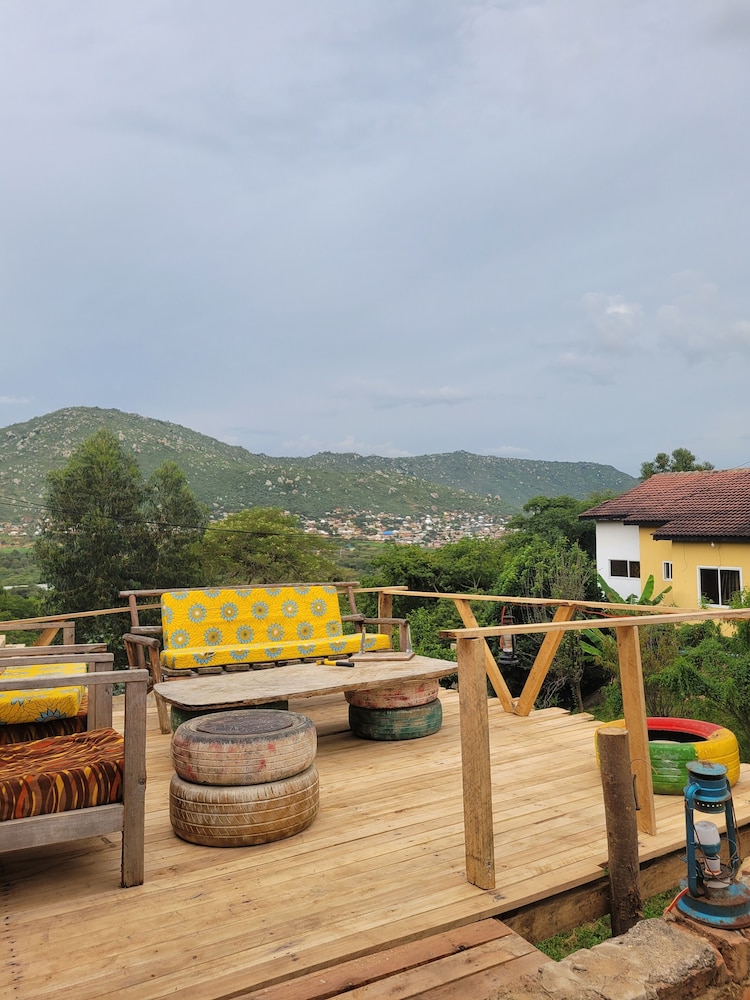 Safari junction backpackers hostel