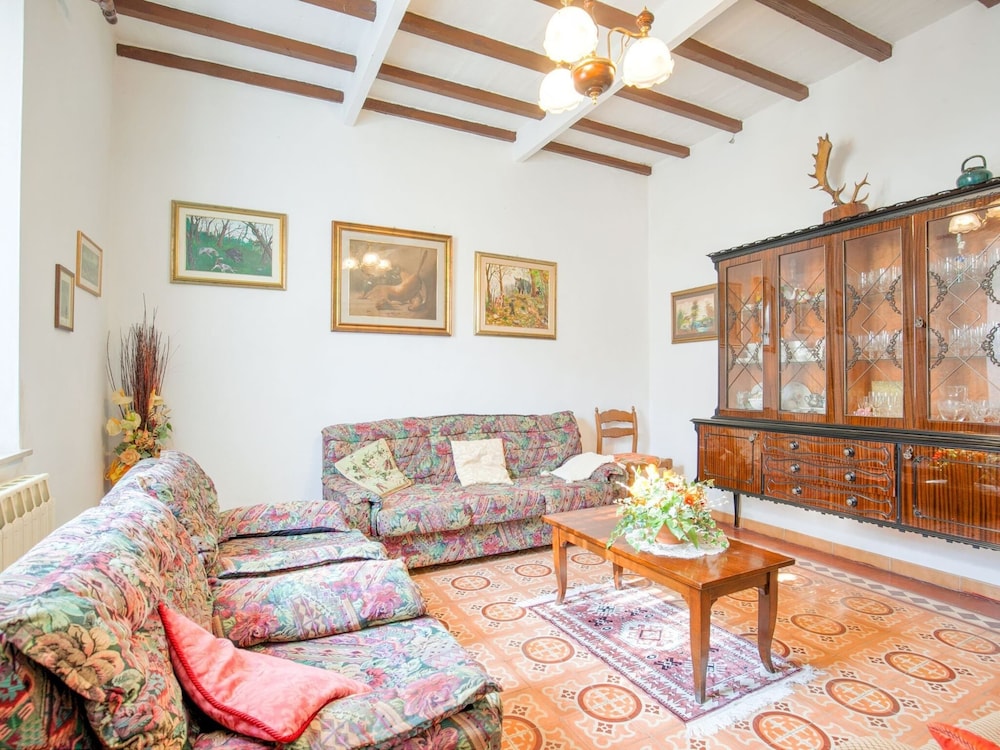 Tuscany Family Country Home