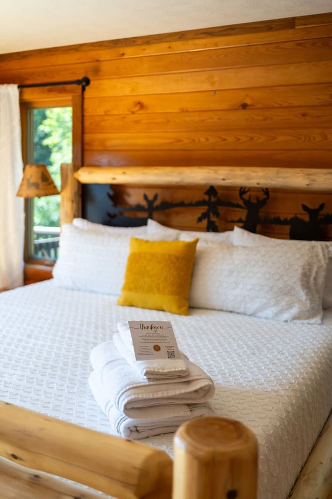 Love Afton Cabin - Family Home