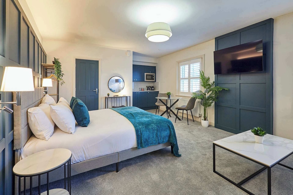 Host Stay The Langley Hotel Apartment 8