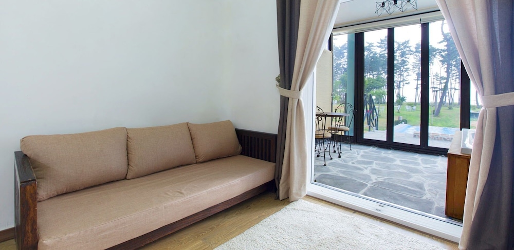 Pool Villa Linderburg