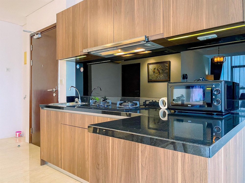 Great Location 2Br Apartment L'Avenue Pancoran