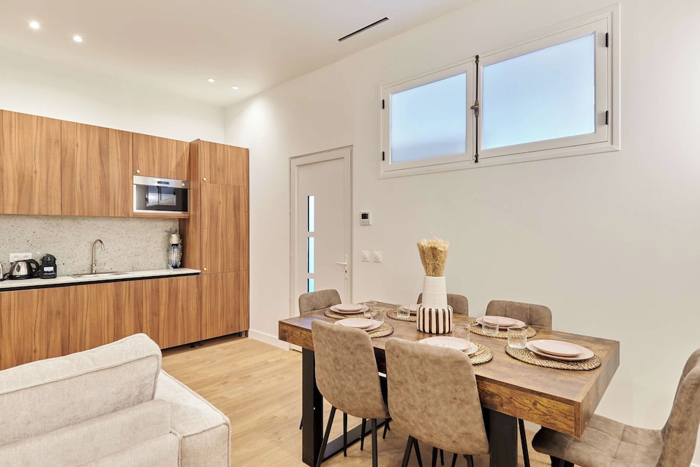 Superb Apartment AC - Buttes-chaumont en Paris