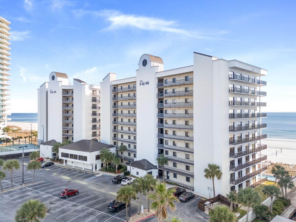 The Palms West 813