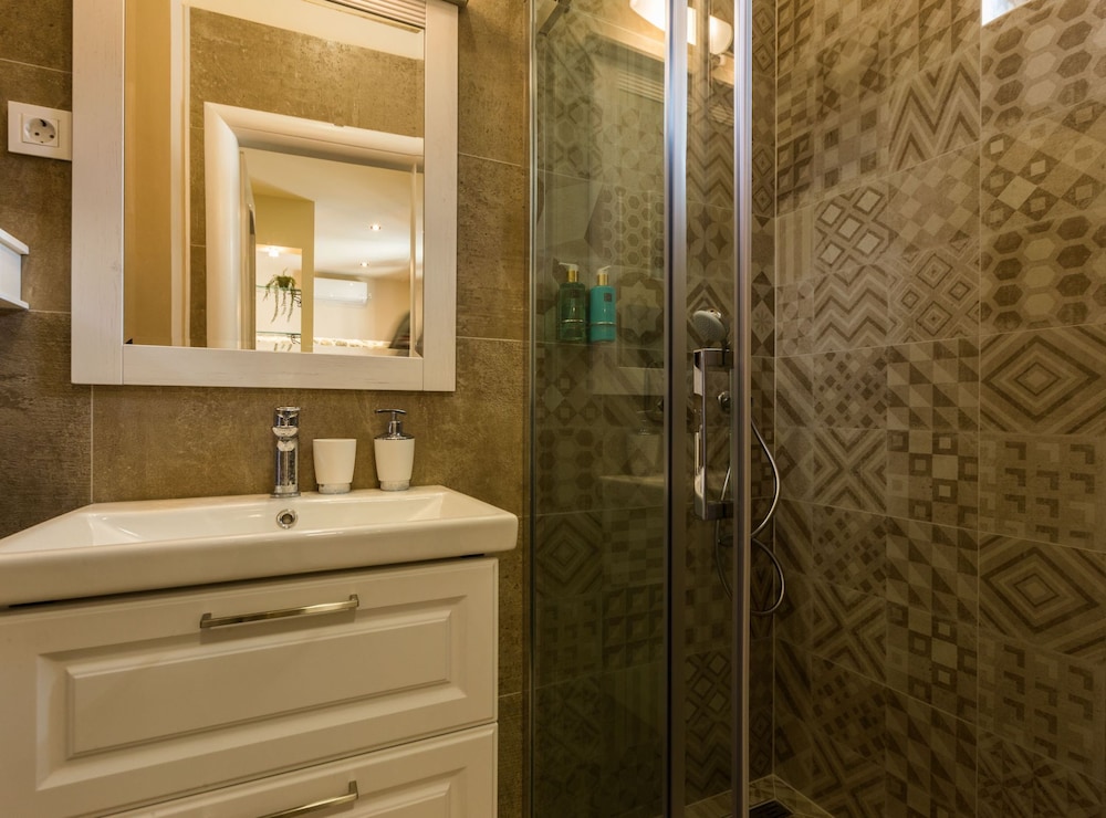 Authentic Stay in the Heart of Zadars Old Town