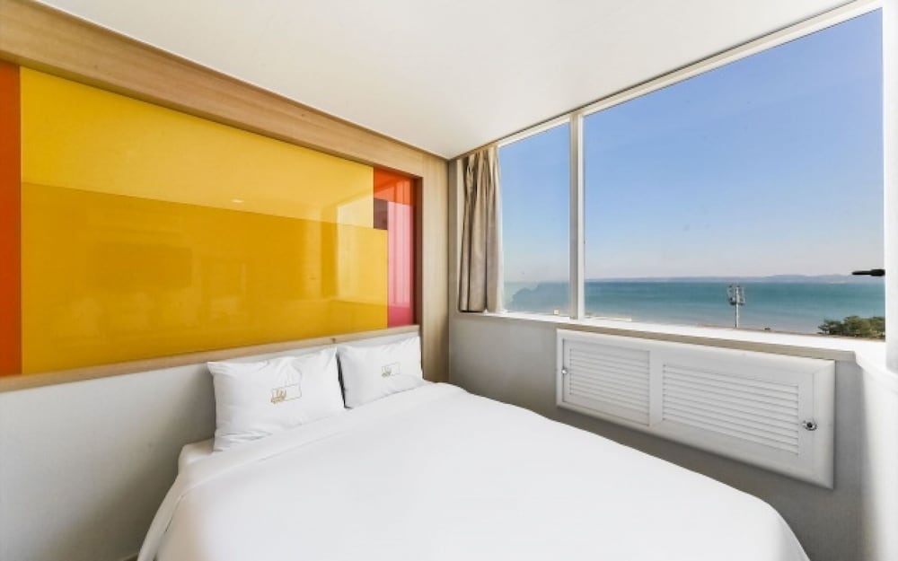 Pohang Yeongildae Hotel Lily view 2