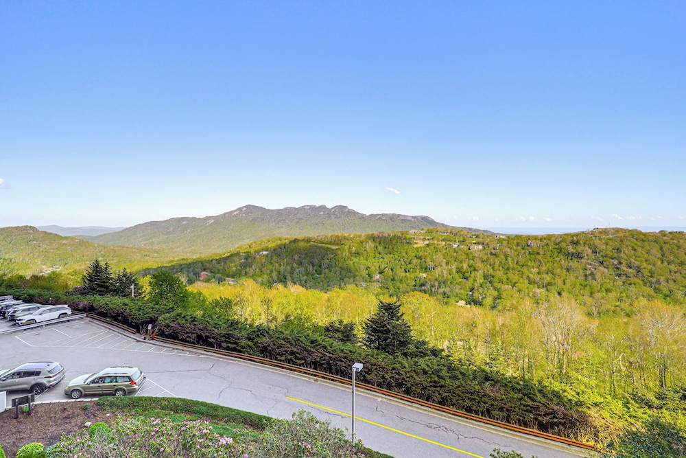 Sugartop Resort Condo: Grandfather Mountain Views!