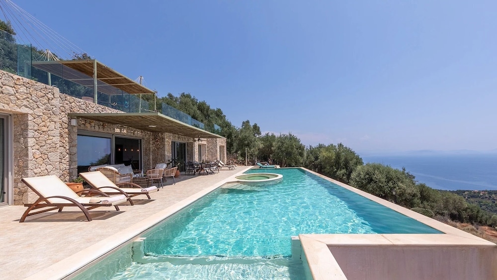 Villa Summer Wine by White Dream Villas