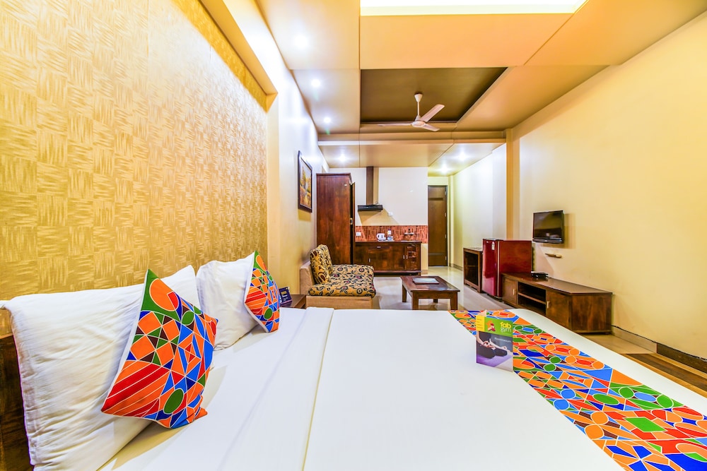 Noida Vacations - FabHotel Tavisha Villa - Property Image 16