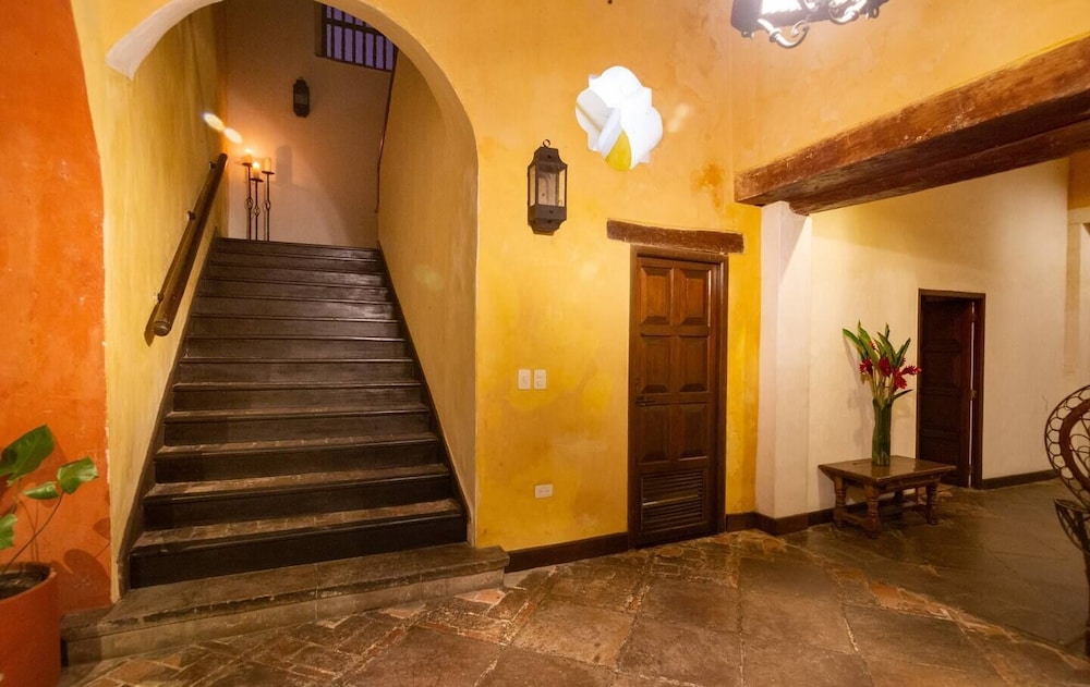 4cb4-1 Old Colonial House In the Historic Center With Pool Breakfast and Wifi