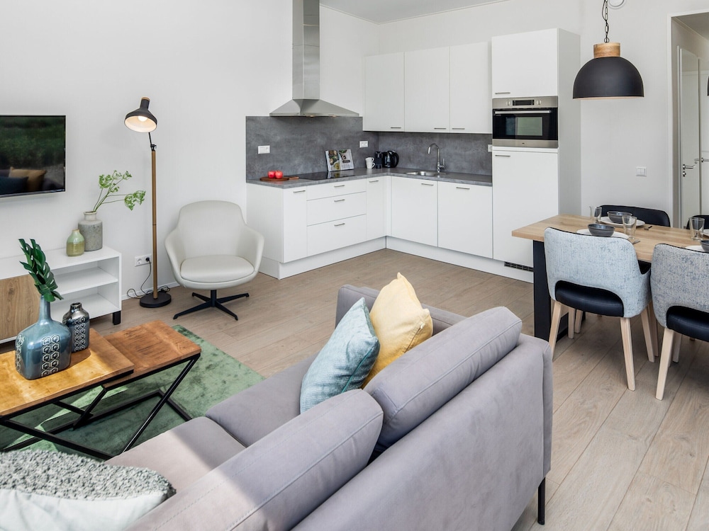 Detached Luxury Lodge near Sea view 5