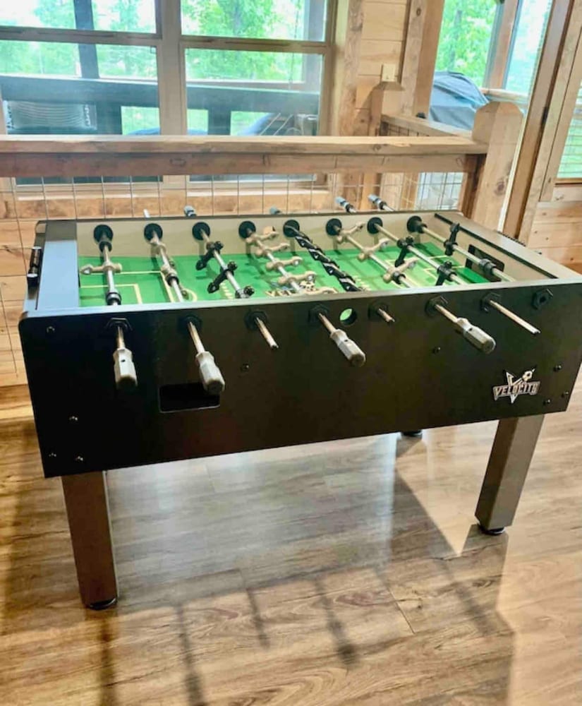 Lux Cabin Smoky Mtn View Dog Friendly Hot Tub