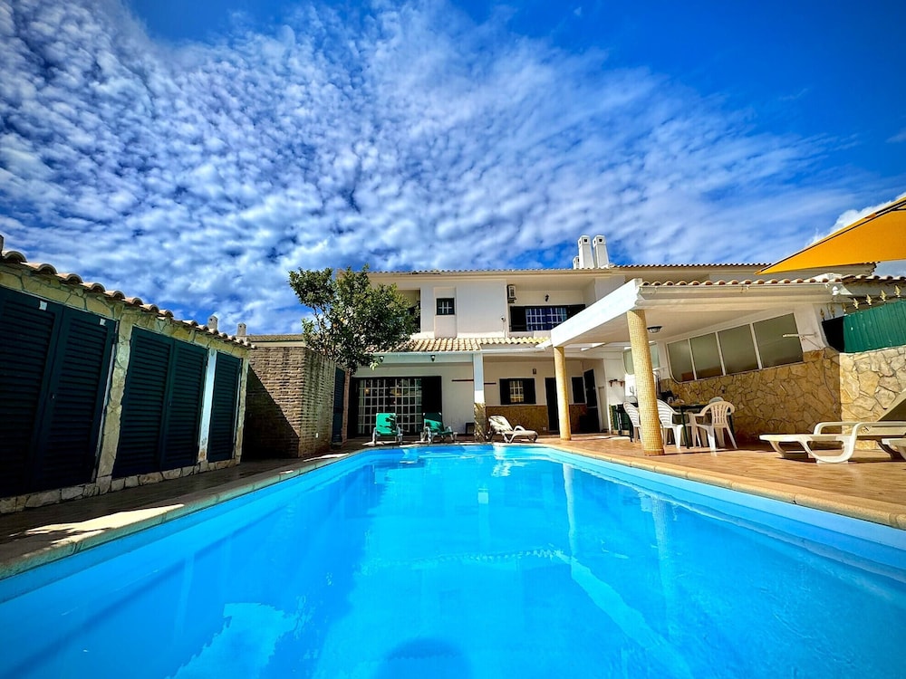 Albufeira Summer Villa 1 by Homing