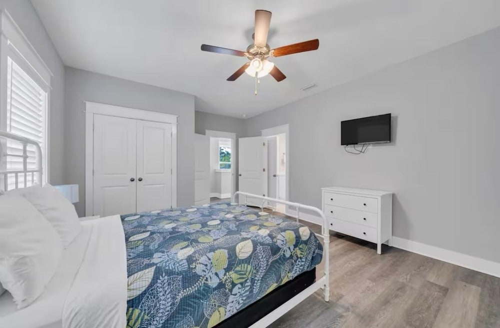 Pet Friendly Beach Retreat on 30a - Sleeps 14