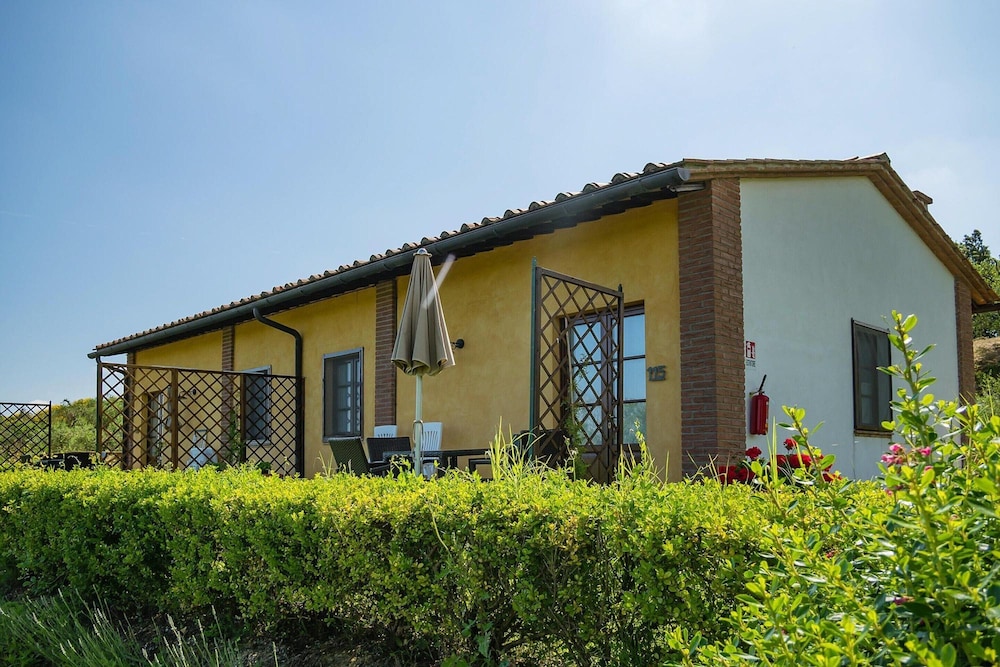 Borgo Collelungo Apartments, Montaione