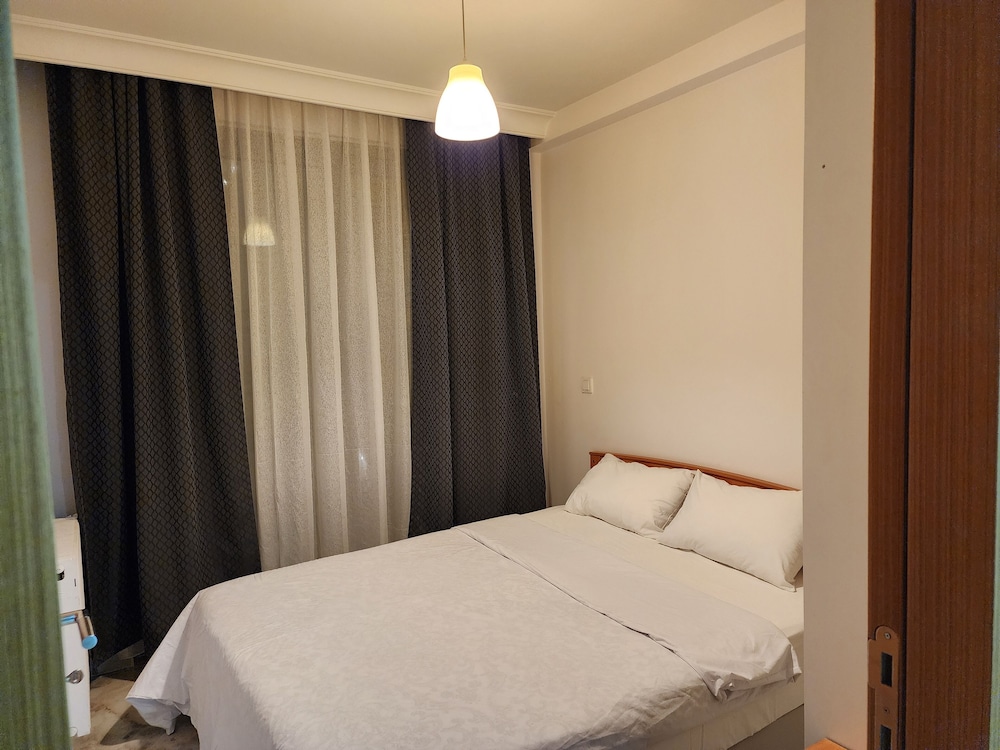 Perfect Residence Taksim with pool