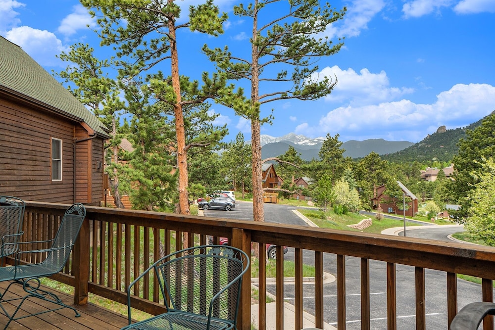 Solitude Condos - Estes Park CO