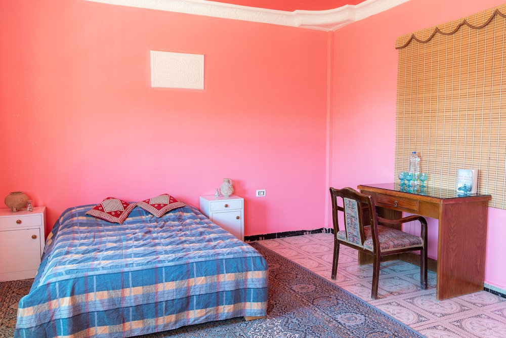 Bedouin Pink EcoHouse - Hostel view 5